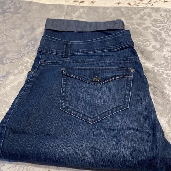 Women capris jeans - Picture 4 of 5
